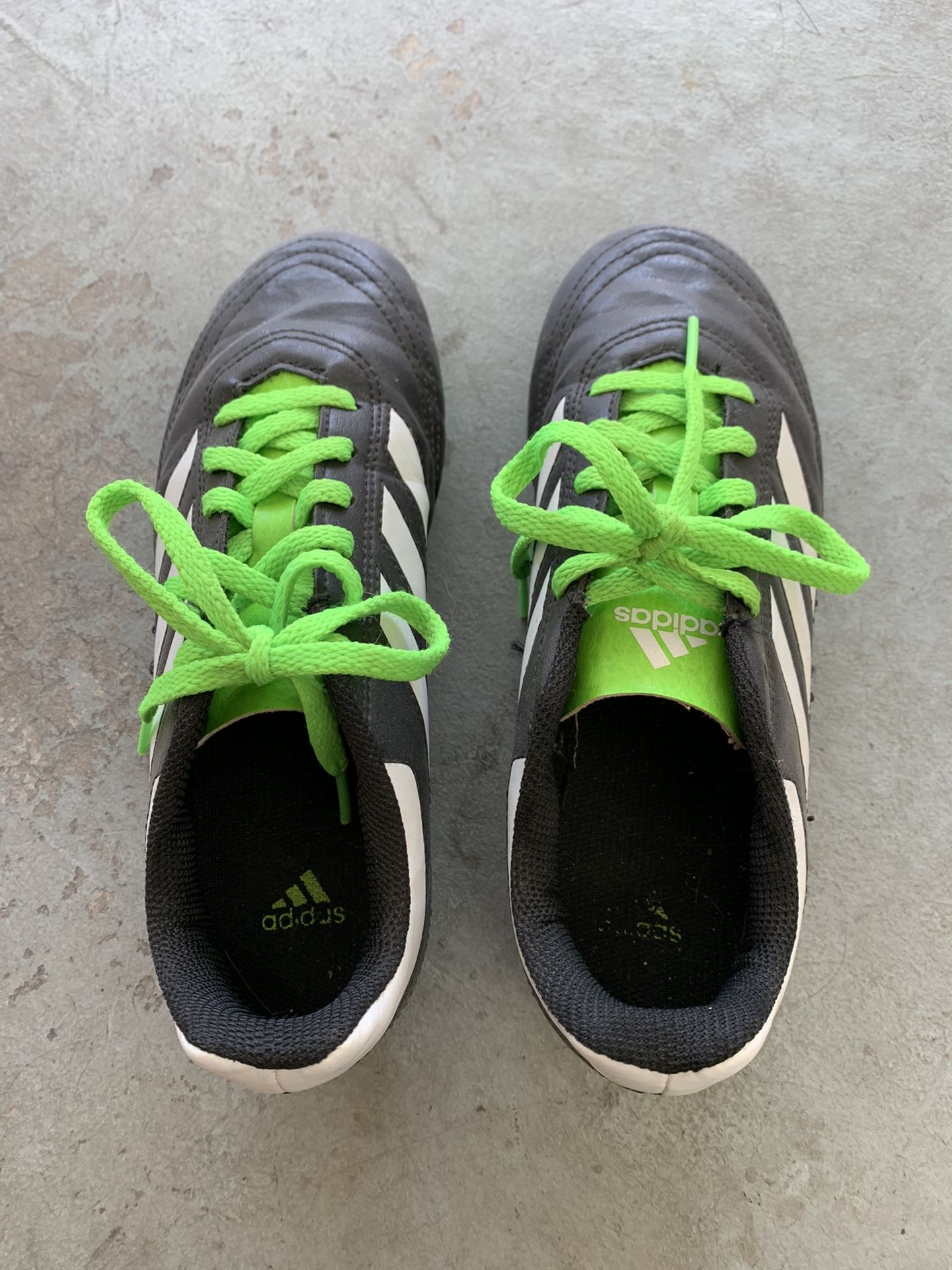 Kids Spike Shoes