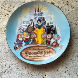 Disney Vintage Snow White And The Seven Dwarfs Plate 