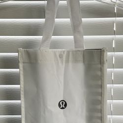 *NEW* Lululemon Reusable Shopping/Tote Bag- Small White w/Black Logo