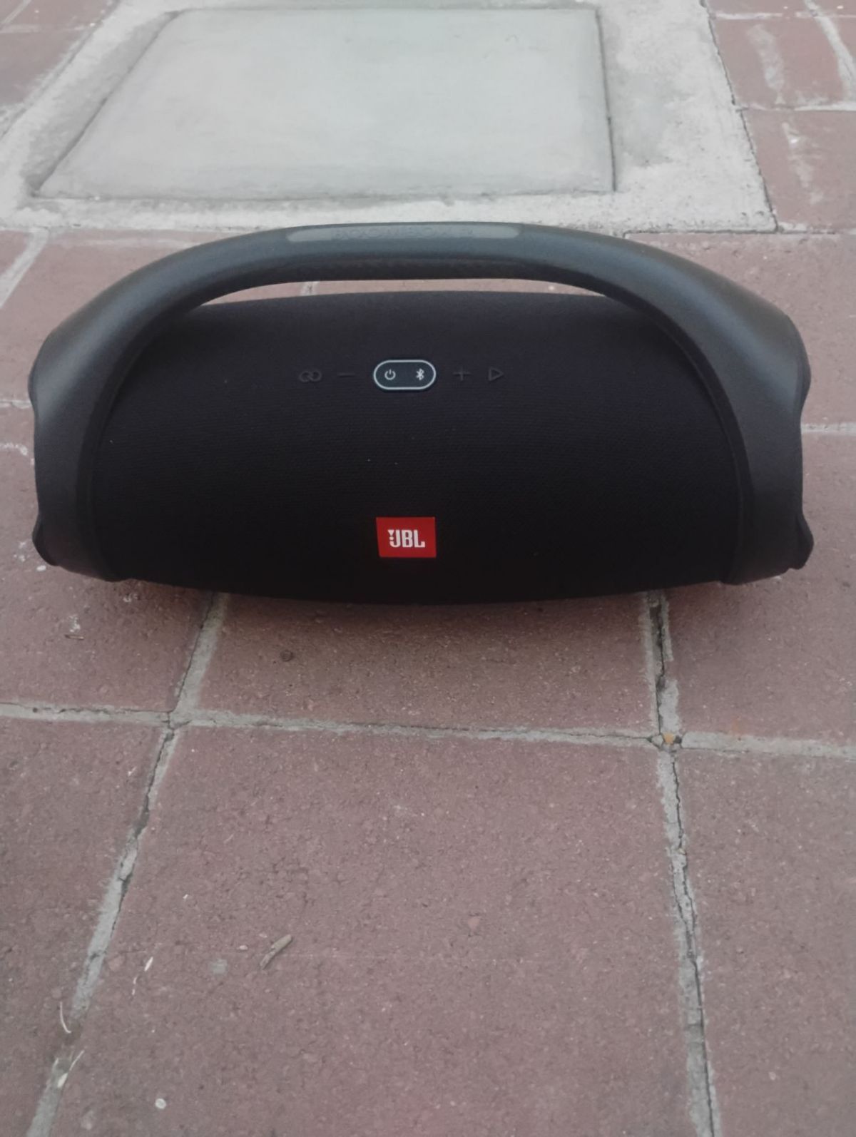 JBL Speaker Boom Box 2