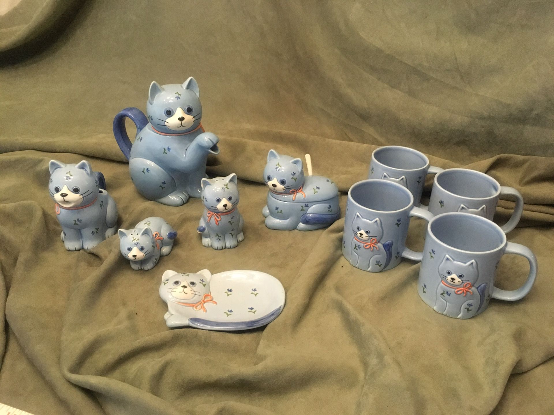 Decorative CAT Tea set - 6 pieces + 4 cups