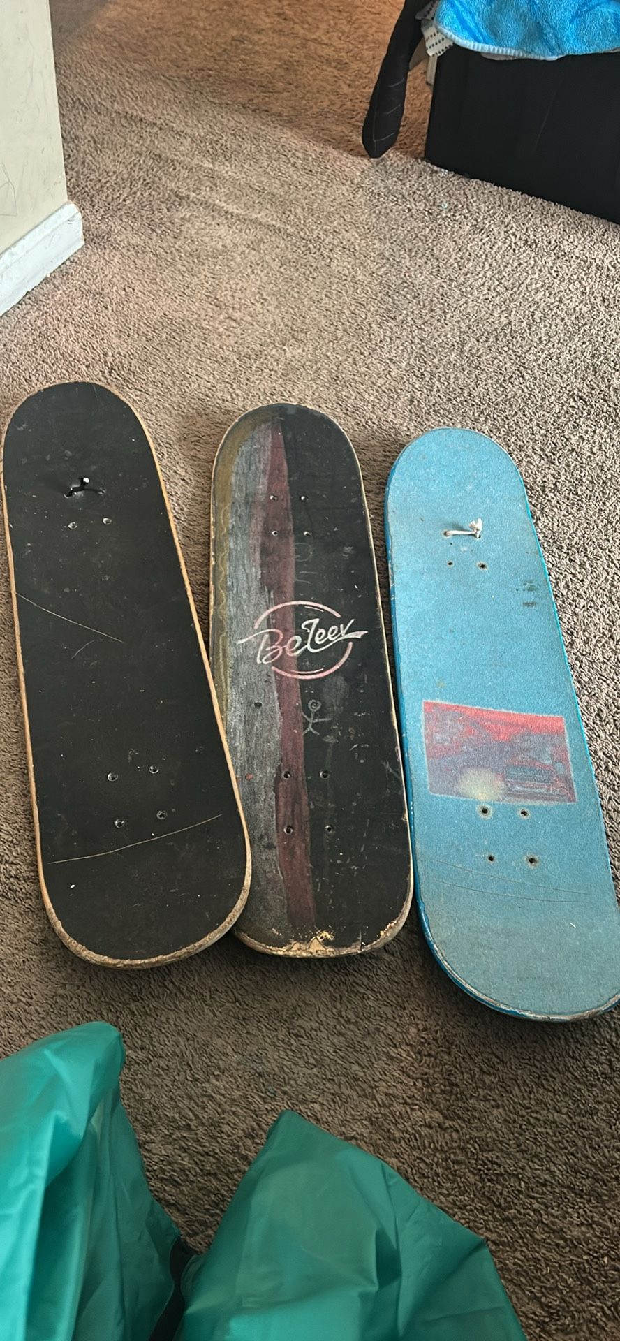 3 skateboards