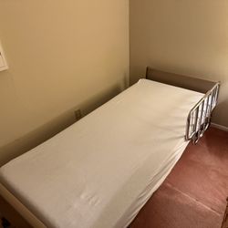 Hospital bed 