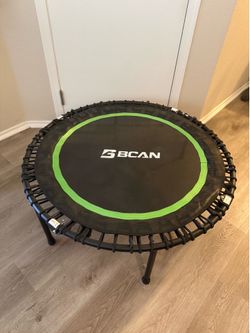 Trampoline/rebounder