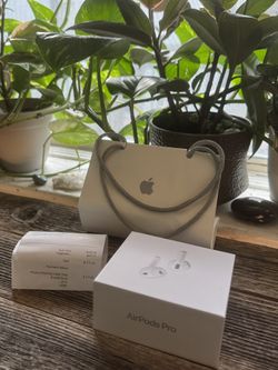 Apple AirPods Pro 3 Gen NEW UNOPENED