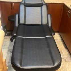 Esthetician Chair 