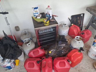 Gas cans