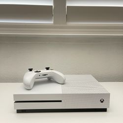 Xbox One S