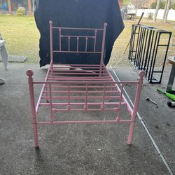 Like new pink twin bed