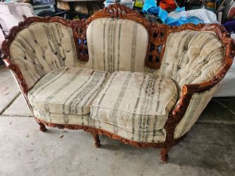 Ornate Carved Wood Victorian / Rococo Revival 3-Seat Sofa – Vintage – Upholstery Project