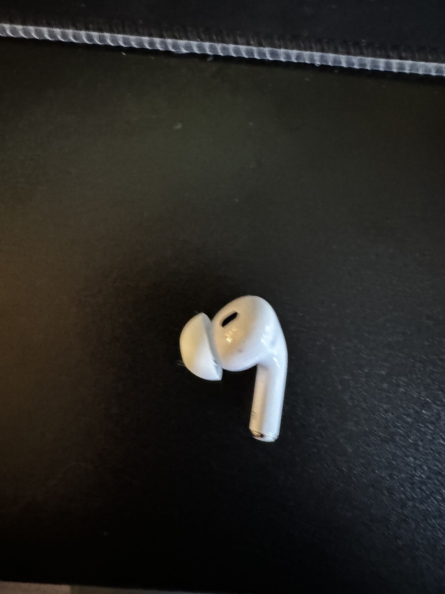 Right AirPod Pro 2nd Gen