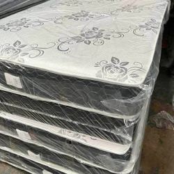 Set Full Size Mattress And Box Spring 