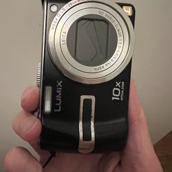 Panasonic Lumix 10x Zoom Vintage Camera