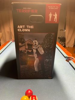 Terrifier Art the Clown 6ft 2in Figure