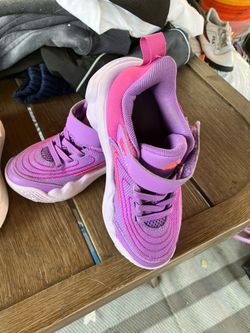 Girls Nikes new reasonable
