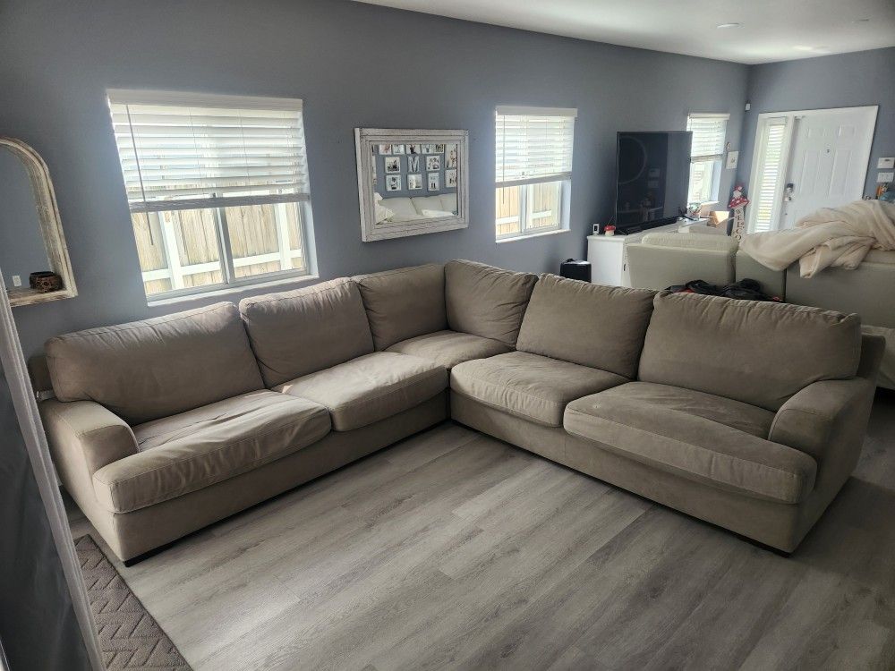 City Furniture Big Sectional.