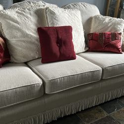 Beautiful Custom Thomasville Sofa