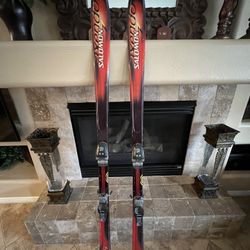 SALOMON AXENDO 7 DOWNHILL SKIS 