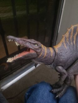 Jurassic world rebirth spino toy