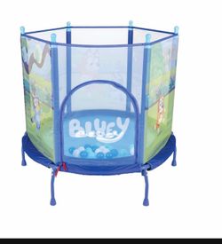 Bluey 4' Kids Trampoline with Soft Play Balls Brand New in Box