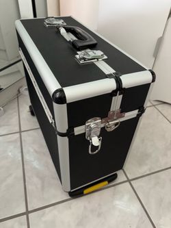 Traveling case