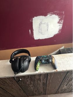 ps5 razor headphones nd controller brand new