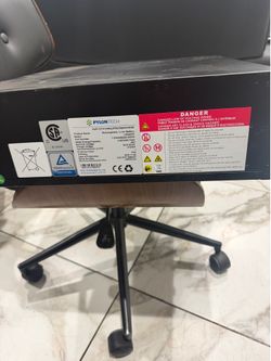 Pylontech US3000C lithium battery module used for solar energy storage and backup power systems.
