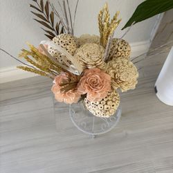Vase And Flowers Arrangement 
