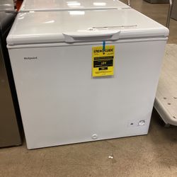 Hotpoint Deep Freezer 
