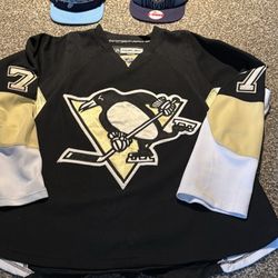 Evgeni Malkin Men’s sewn XL jersey + 2 SnapBack Penguins hats 