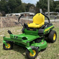 John Deere Zero Turn Lawn Mower Z315E