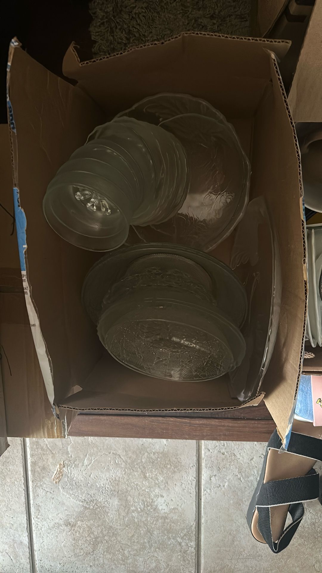 glass dishes 23pcs