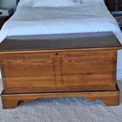 Lane Cedar Chest 