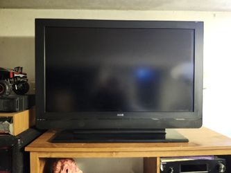 46-inch RCA LCD Flat Panel HDTV