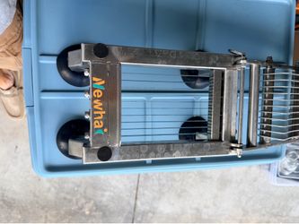 Restaurant tomato slicer