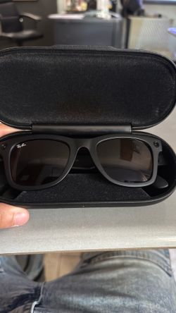 Raybans 2 gens