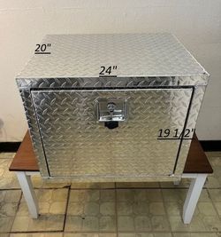 24"X20"X19-1/2" Commercial Aluminum Underbody Truck Tool Box