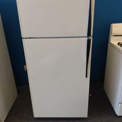 18 Cubic Fridge 
