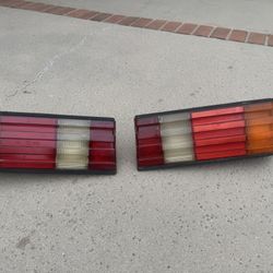 Mercedes 560SEC 560SEL C126 W126 European tail lights  