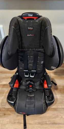 Britax Pinnacle ClickTight Carseat