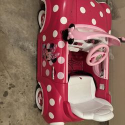 Minnie Mouse Power Wheel