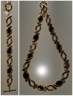 *~♥NeCkLaCe & BrAcElEt SeT♥~*