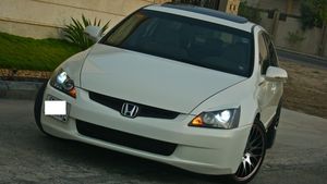 Photo Price $$800 //2004 Honda Accord XL