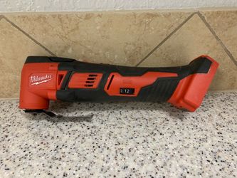 Milwaukee M18 18V Lithium-Ion Cordless Oscillating Multi-Tool (Tool-Only)