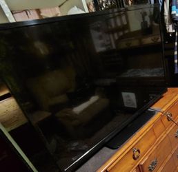 Vizio 42 inch smart TV