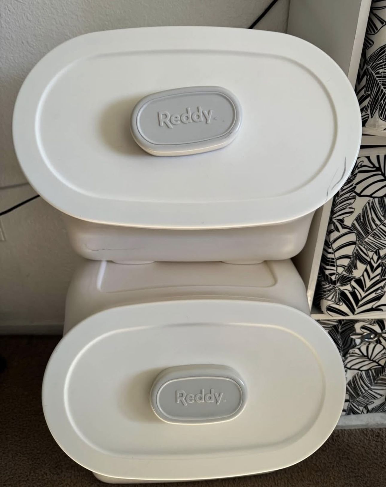 Dog food bin storage