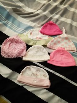 Baby small hats great conditions