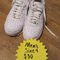 Men's Size 9 White AF1s