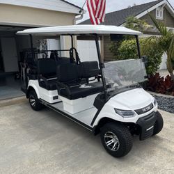2023 6 Passenger Golf Cart