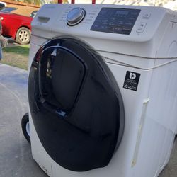 Im Selling Samsung Washer Machine 